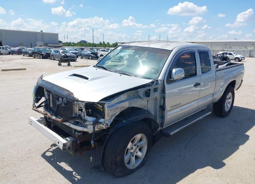 Photo 2 of 2005 Toyota Tacoma PRERUNNER (VIN 5TETX62N65Z017140)