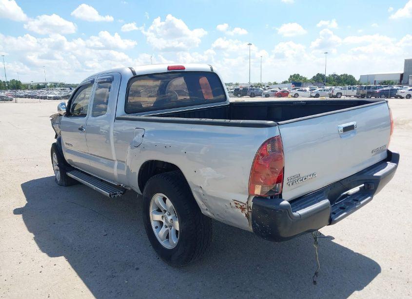 Photo 3 of 2005 Toyota Tacoma PRERUNNER (VIN 5TETX62N65Z017140)