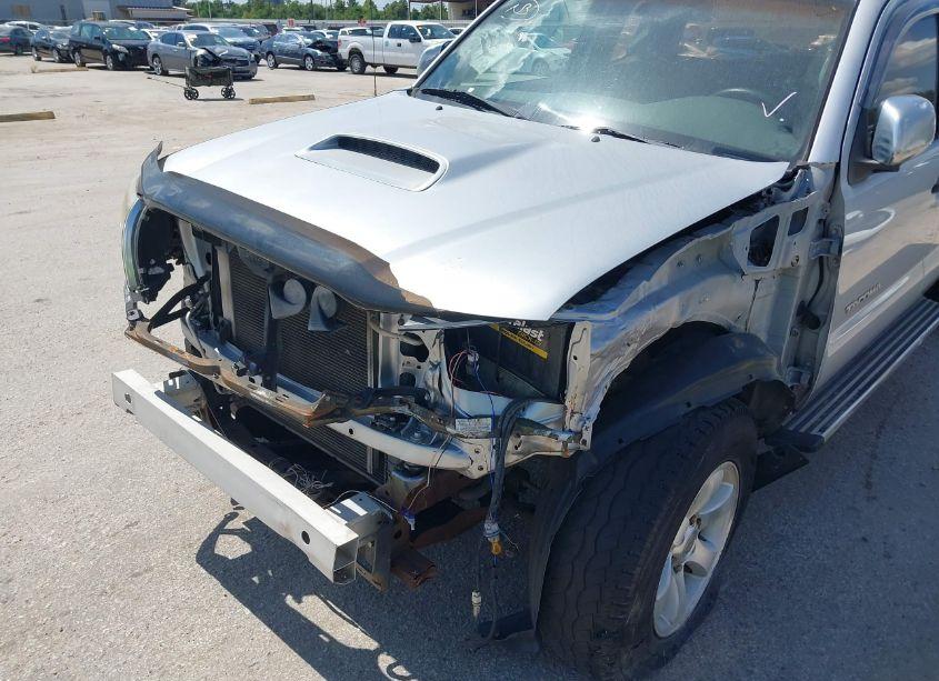 Photo 6 of 2005 Toyota Tacoma PRERUNNER (VIN 5TETX62N65Z017140)