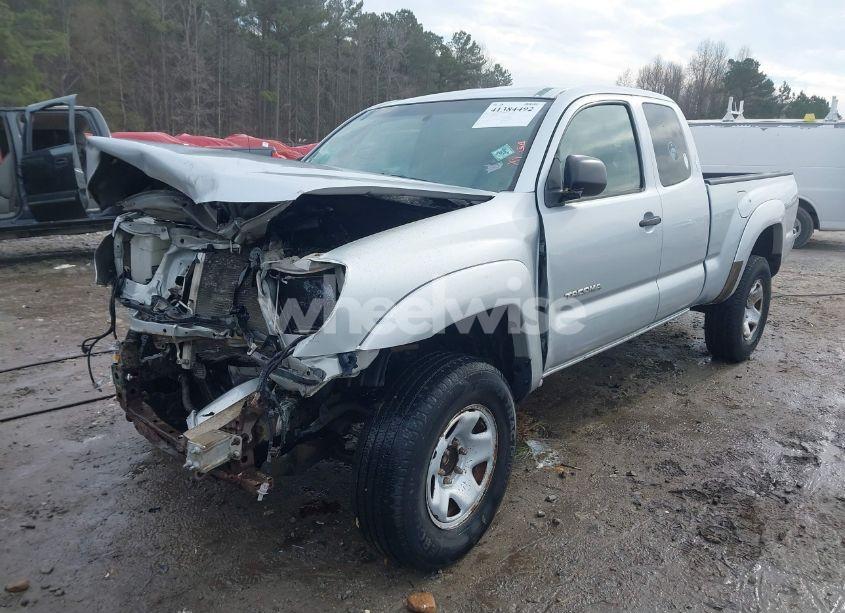 Photo 2 of 2005 Toyota Tacoma PRERUNNER (VIN 5TETX62N85Z121970)