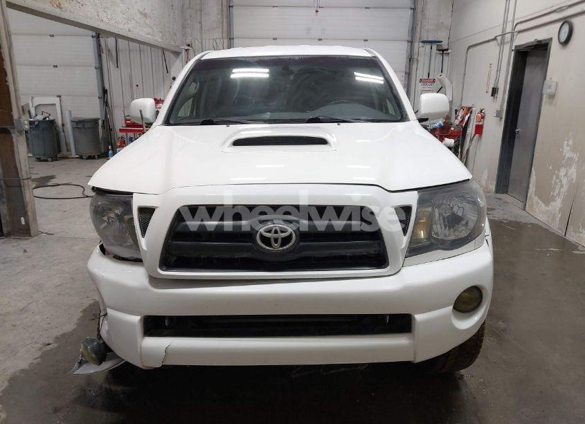Photo 13 of 2005 Toyota Tacoma ACCESS CAB (VIN 5TEUU42N15Z094791)