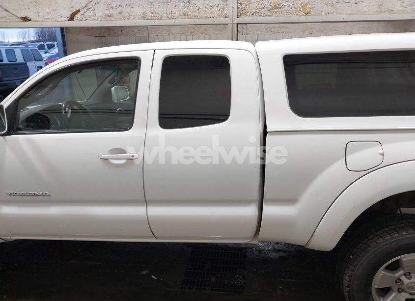 Photo 15 of 2005 Toyota Tacoma ACCESS CAB (VIN 5TEUU42N15Z094791)