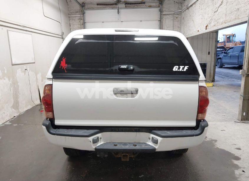 Photo 17 of 2005 Toyota Tacoma ACCESS CAB (VIN 5TEUU42N15Z094791)