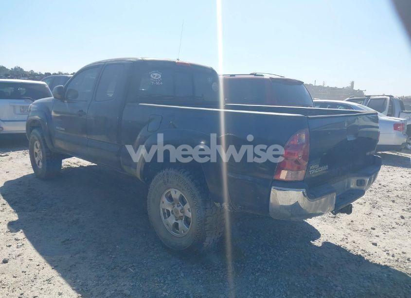 Photo 3 of 2006 Toyota Tacoma BASE V6 (VIN 5TEUU42N16Z162413)