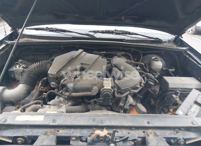 Photo 10 of 2006 Toyota Tacoma BASE V6 (VIN 5TEUU42N16Z235070)