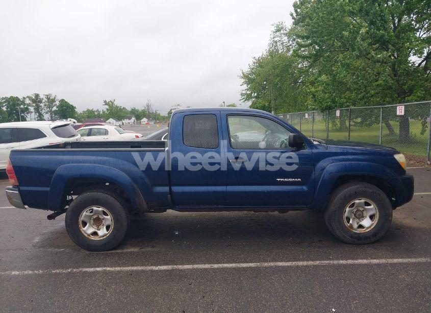 Photo 13 of 2006 Toyota Tacoma BASE V6 (VIN 5TEUU42N16Z235070)