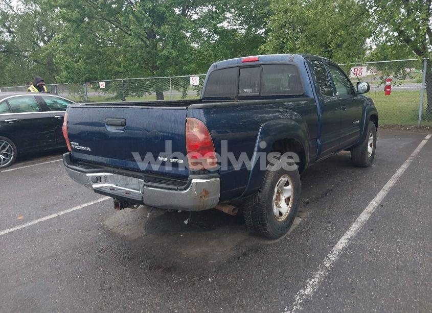 Photo 4 of 2006 Toyota Tacoma BASE V6 (VIN 5TEUU42N16Z235070)