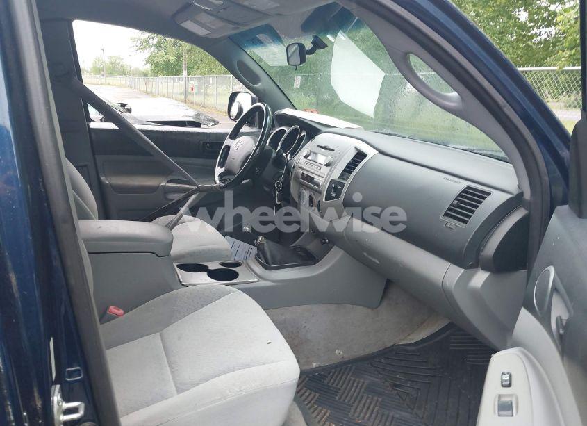 Photo 5 of 2006 Toyota Tacoma BASE V6 (VIN 5TEUU42N16Z235070)
