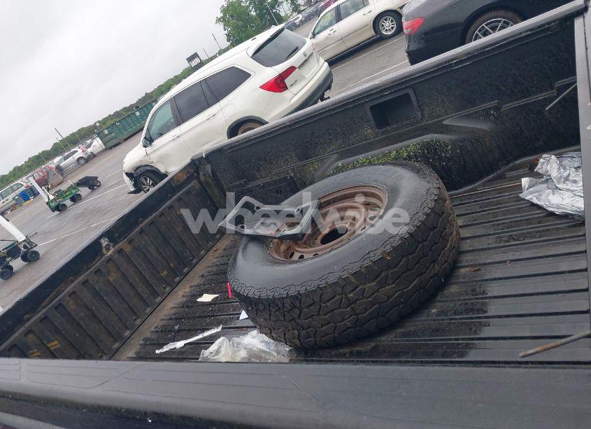 Photo 8 of 2006 Toyota Tacoma BASE V6 (VIN 5TEUU42N16Z235070)