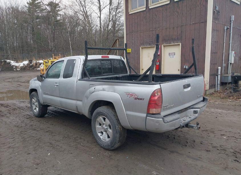 Photo 3 of 2008 Toyota Tacoma BASE V6 (VIN 5TEUU42N18Z513324)