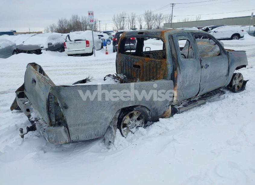 Photo 4 of 2005 Toyota Tacoma ACCESS CAB (VIN 5TEUU42N25Z026726)