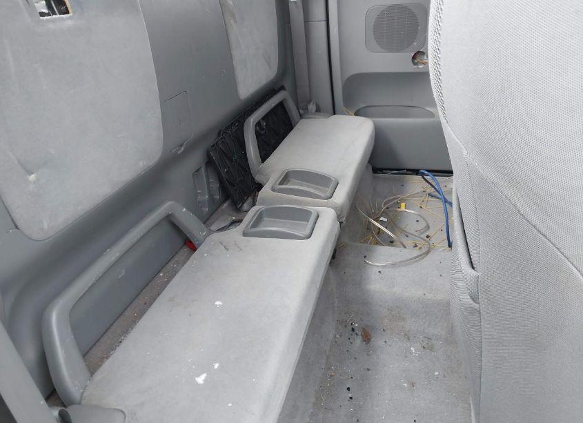 Photo 8 of 2005 Toyota Tacoma BASE V6 (VIN 5TEUU42N25Z072492)