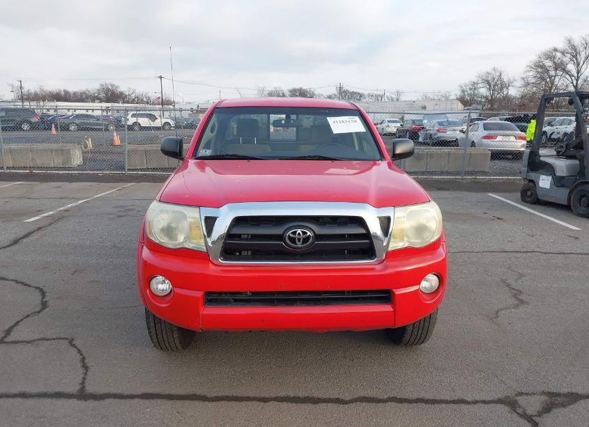 Photo 12 of 2006 Toyota Tacoma BASE V6 (VIN 5TEUU42N26Z263847)
