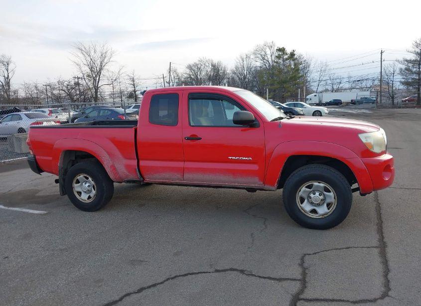 Photo 13 of 2006 Toyota Tacoma BASE V6 (VIN 5TEUU42N26Z263847)
