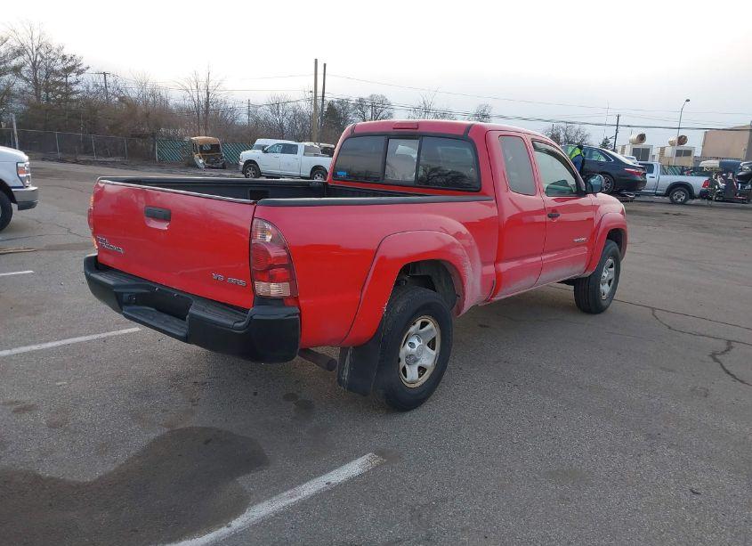 Photo 4 of 2006 Toyota Tacoma BASE V6 (VIN 5TEUU42N26Z263847)