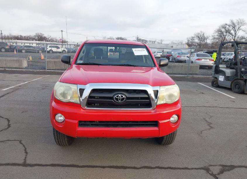 Photo 6 of 2006 Toyota Tacoma BASE V6 (VIN 5TEUU42N26Z263847)