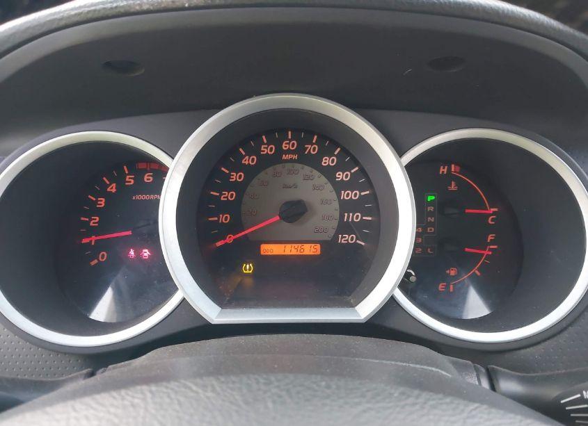 Photo 7 of 2006 Toyota Tacoma BASE V6 (VIN 5TEUU42N26Z263847)