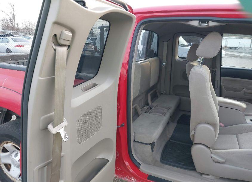 Photo 8 of 2006 Toyota Tacoma BASE V6 (VIN 5TEUU42N26Z263847)