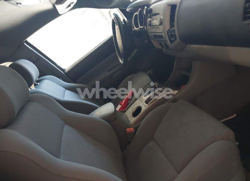 Photo 5 of 2006 Toyota Tacoma ACCESS CAB (VIN 5TEUU42N26Z318670)
