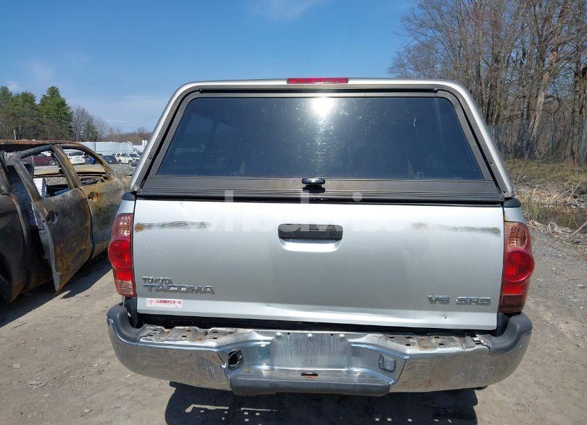 Photo 16 of 2007 Toyota Tacoma BASE V6 (VIN 5TEUU42N27Z362511)