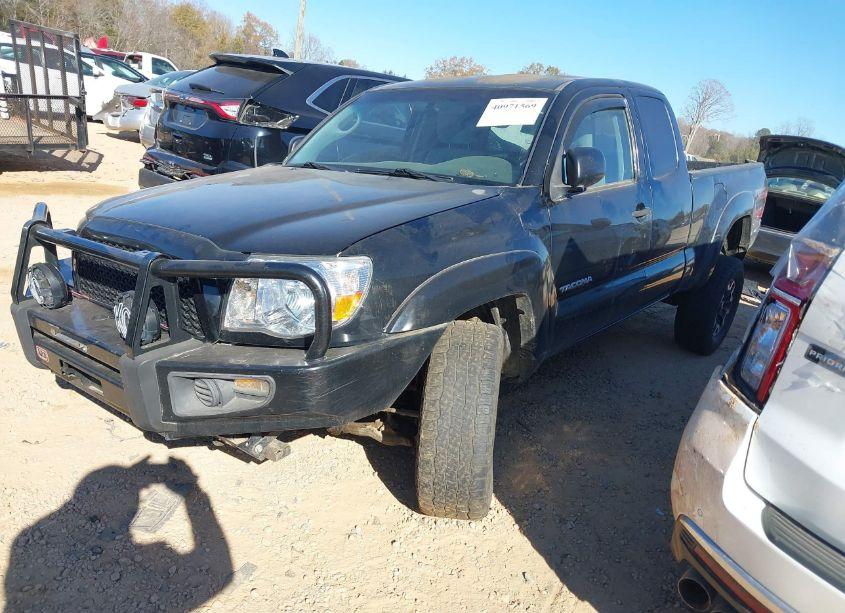 Photo 2 of 2008 Toyota Tacoma BASE V6 (VIN 5TEUU42N28Z555341)