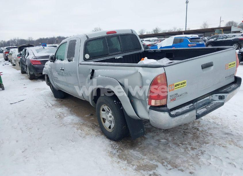 Photo 3 of 2006 Toyota Tacoma BASE V6 (VIN 5TEUU42N36Z293472)