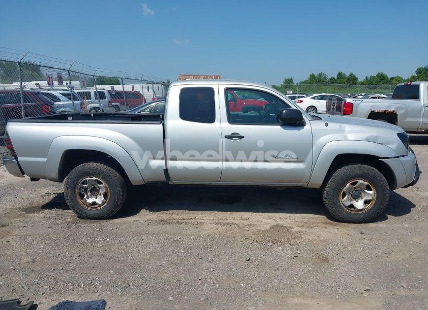 Photo 12 of 2009 Toyota Tacoma BASE V6 (VIN 5TEUU42N39Z630128)