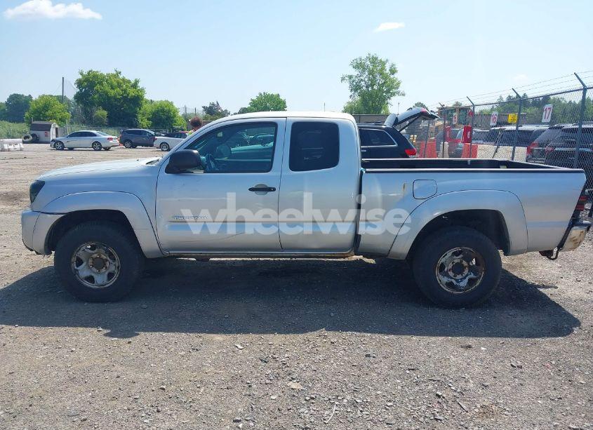Photo 13 of 2009 Toyota Tacoma BASE V6 (VIN 5TEUU42N39Z630128)