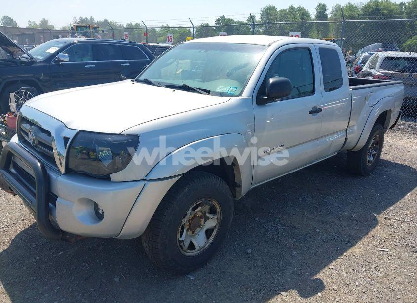 Photo 2 of 2009 Toyota Tacoma BASE V6 (VIN 5TEUU42N39Z630128)