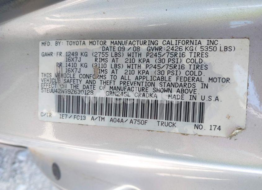 Photo 9 of 2009 Toyota Tacoma BASE V6 (VIN 5TEUU42N39Z630128)