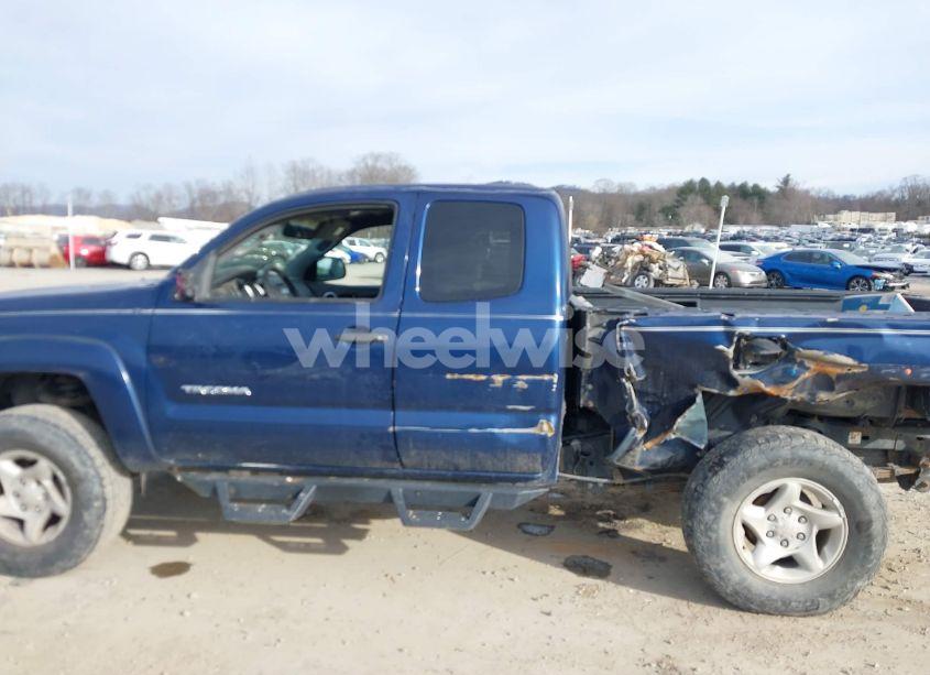 Photo 14 of 2006 Toyota Tacoma BASE V6 (VIN 5TEUU42N46Z247343)