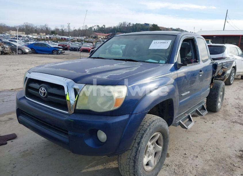 Photo 2 of 2006 Toyota Tacoma BASE V6 (VIN 5TEUU42N46Z247343)