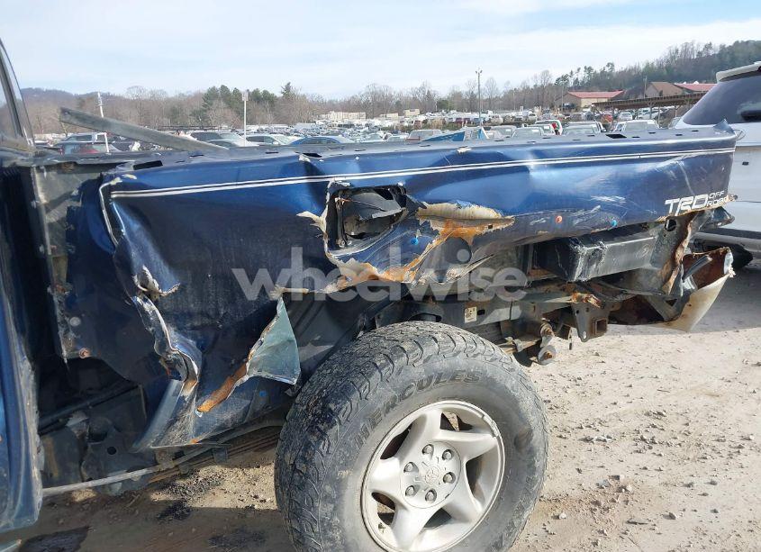 Photo 6 of 2006 Toyota Tacoma BASE V6 (VIN 5TEUU42N46Z247343)
