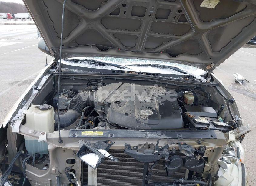 Photo 10 of 2005 Toyota Tacoma ACCESS CAB (VIN 5TEUU42N55Z003392)