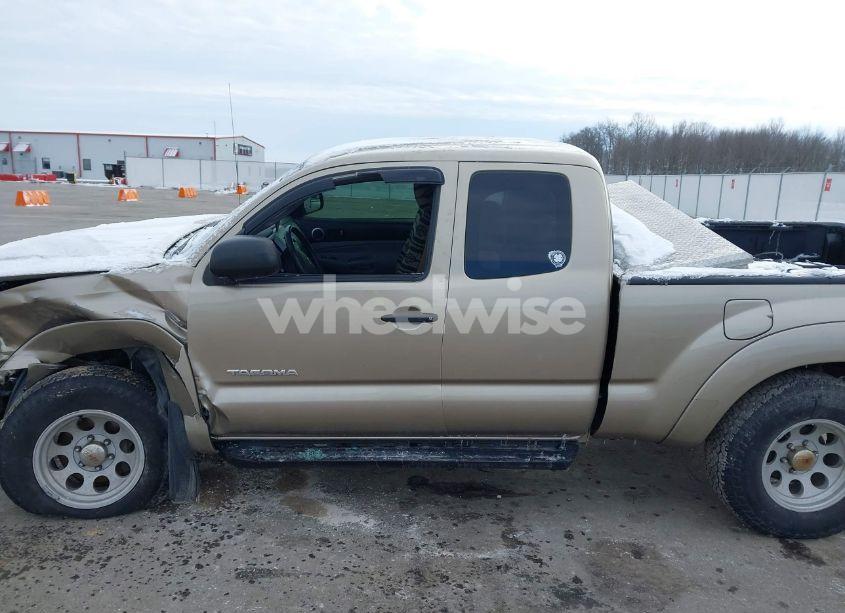 Photo 15 of 2005 Toyota Tacoma ACCESS CAB (VIN 5TEUU42N55Z003392)