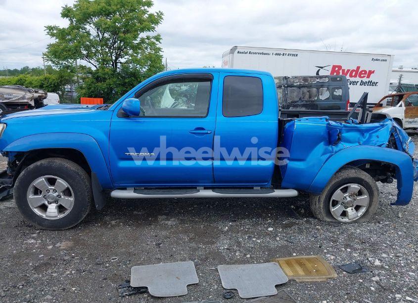 Photo 14 of 2005 Toyota Tacoma BASE V6 (VIN 5TEUU42N55Z006079)