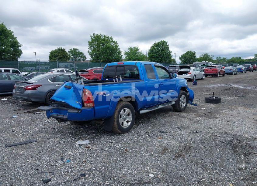 Photo 4 of 2005 Toyota Tacoma BASE V6 (VIN 5TEUU42N55Z006079)