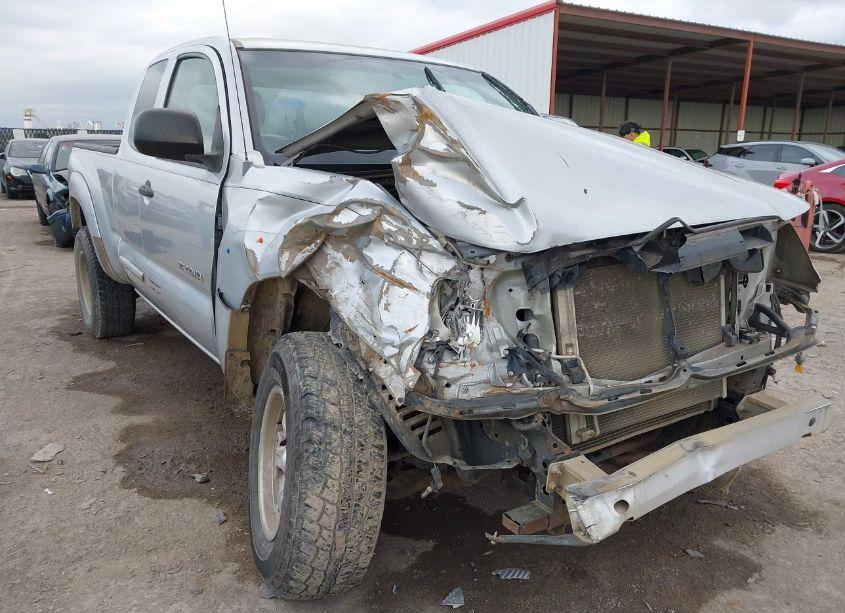 2005 Toyota Tacoma BASE V6 (VIN 5TEUU42N55Z020418) main photo
