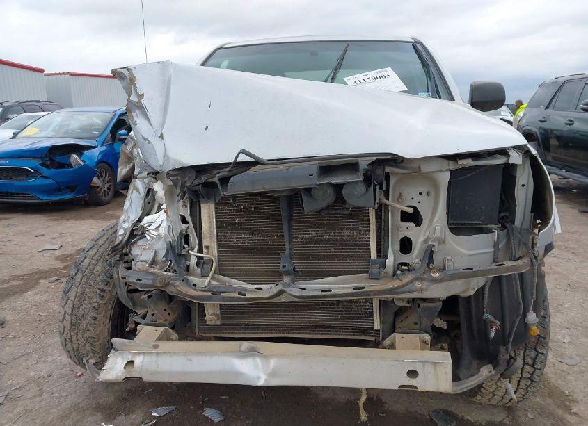 Photo 13 of 2005 Toyota Tacoma BASE V6 (VIN 5TEUU42N55Z020418)