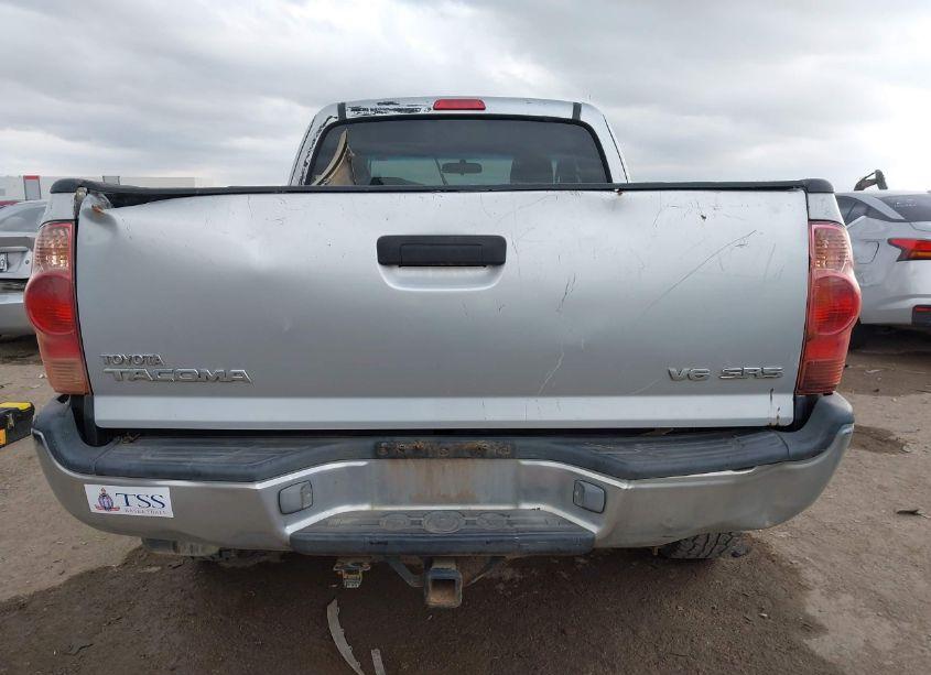 Photo 17 of 2005 Toyota Tacoma BASE V6 (VIN 5TEUU42N55Z020418)