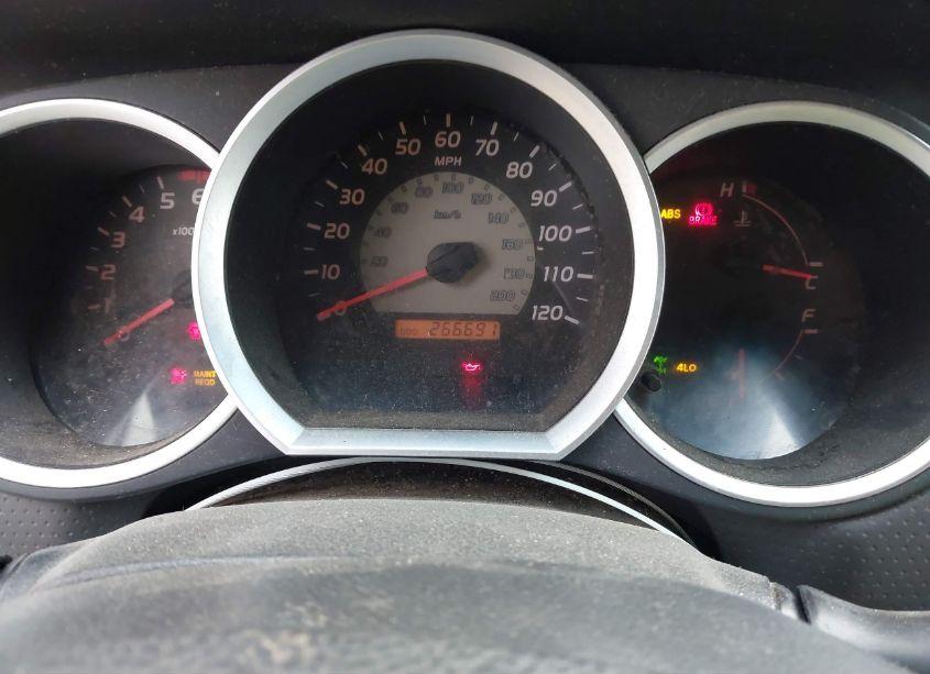 Photo 7 of 2005 Toyota Tacoma BASE V6 (VIN 5TEUU42N55Z020418)