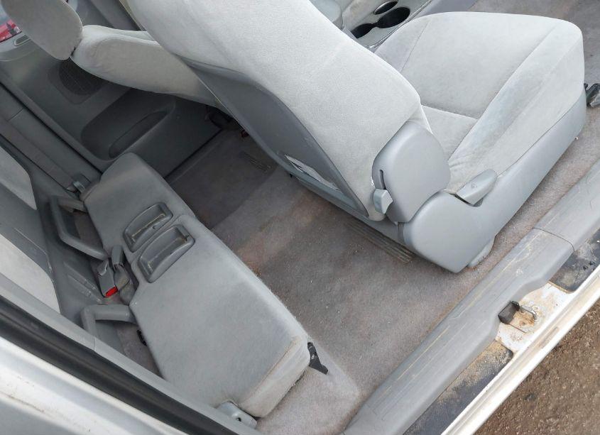 Photo 8 of 2005 Toyota Tacoma BASE V6 (VIN 5TEUU42N55Z020418)