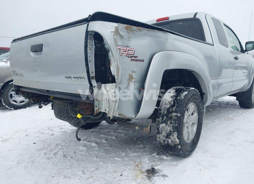 Photo 6 of 2005 Toyota Tacoma ACCESS CAB (VIN 5TEUU42N55Z030561)