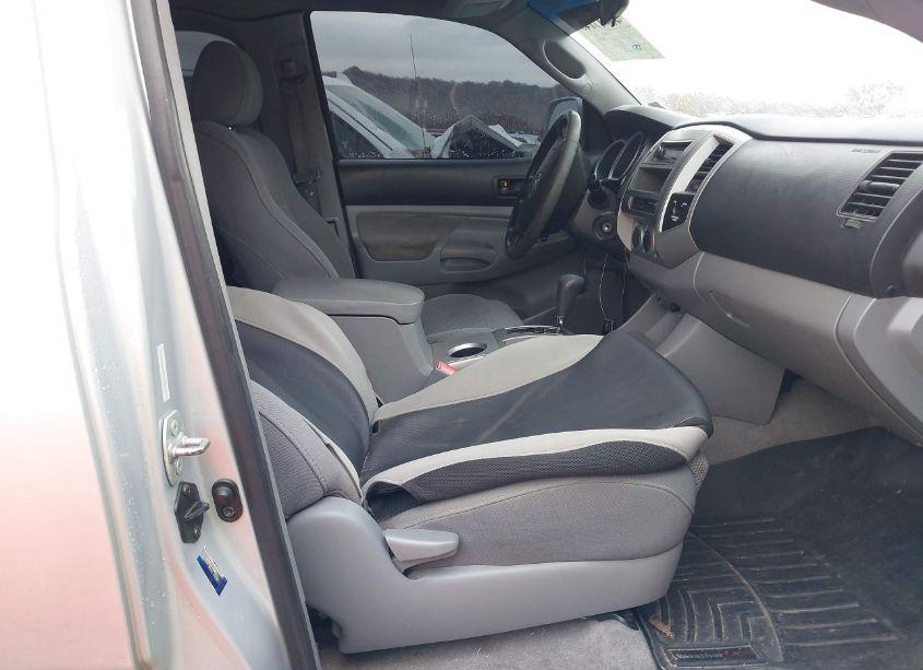 Photo 5 of 2007 Toyota Tacoma ACCESS CAB (VIN 5TEUU42N67Z385404)