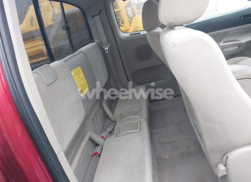Photo 8 of 2005 Toyota Tacoma BASE V6 (VIN 5TEUU42N75Z051864)