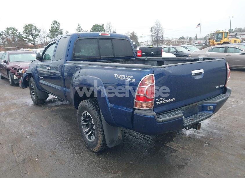 Photo 3 of 2006 Toyota Tacoma BASE V6 (VIN 5TEUU42N76Z179989)