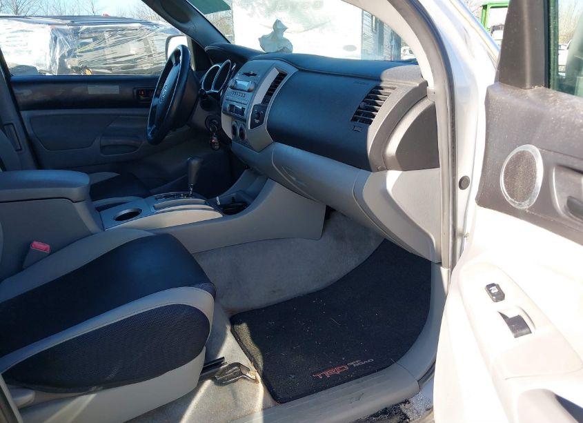 Photo 5 of 2008 Toyota Tacoma ACCESS CAB (VIN 5TEUU42N78Z520049)