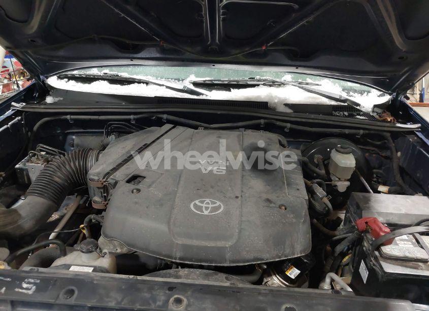 Photo 10 of 2005 Toyota Tacoma ACCESS CAB (VIN 5TEUU42N85Z040288)