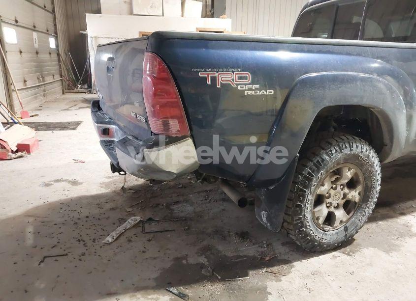 Photo 17 of 2005 Toyota Tacoma ACCESS CAB (VIN 5TEUU42N85Z040288)