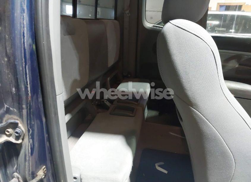 Photo 8 of 2005 Toyota Tacoma ACCESS CAB (VIN 5TEUU42N85Z040288)